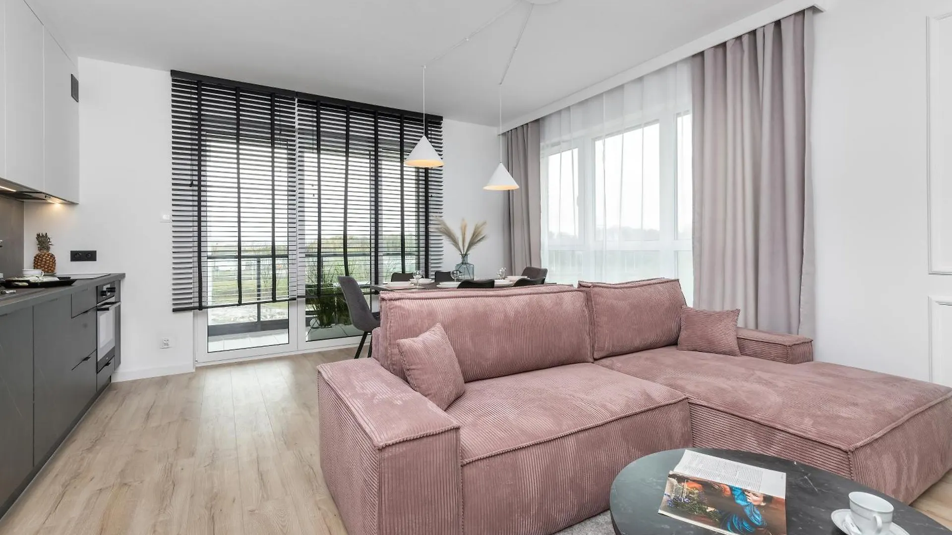 Bright & Modern Apartment With Parking Near Arena Gdansk By Noclegi Renters Poland