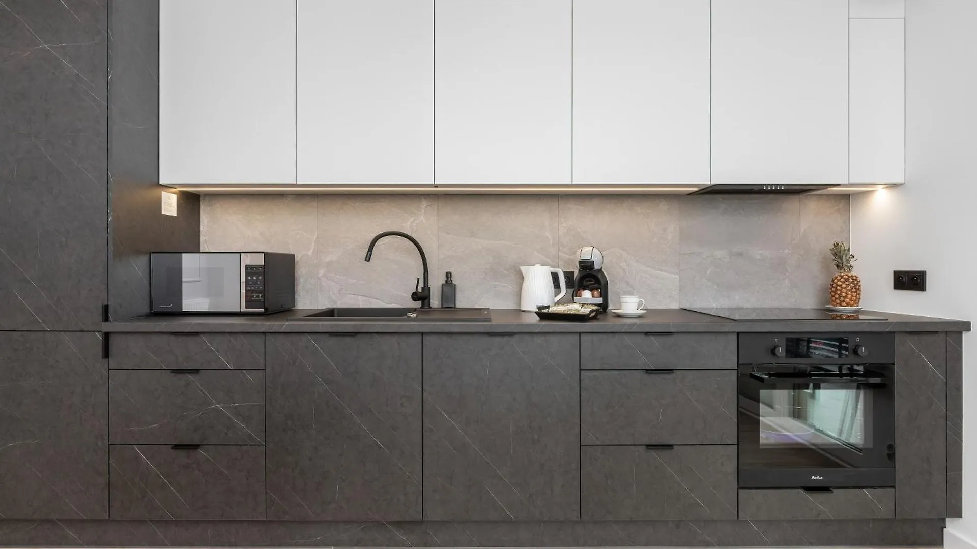 Bright & Modern Apartment With Parking Near Arena Gdansk By Noclegi Renters